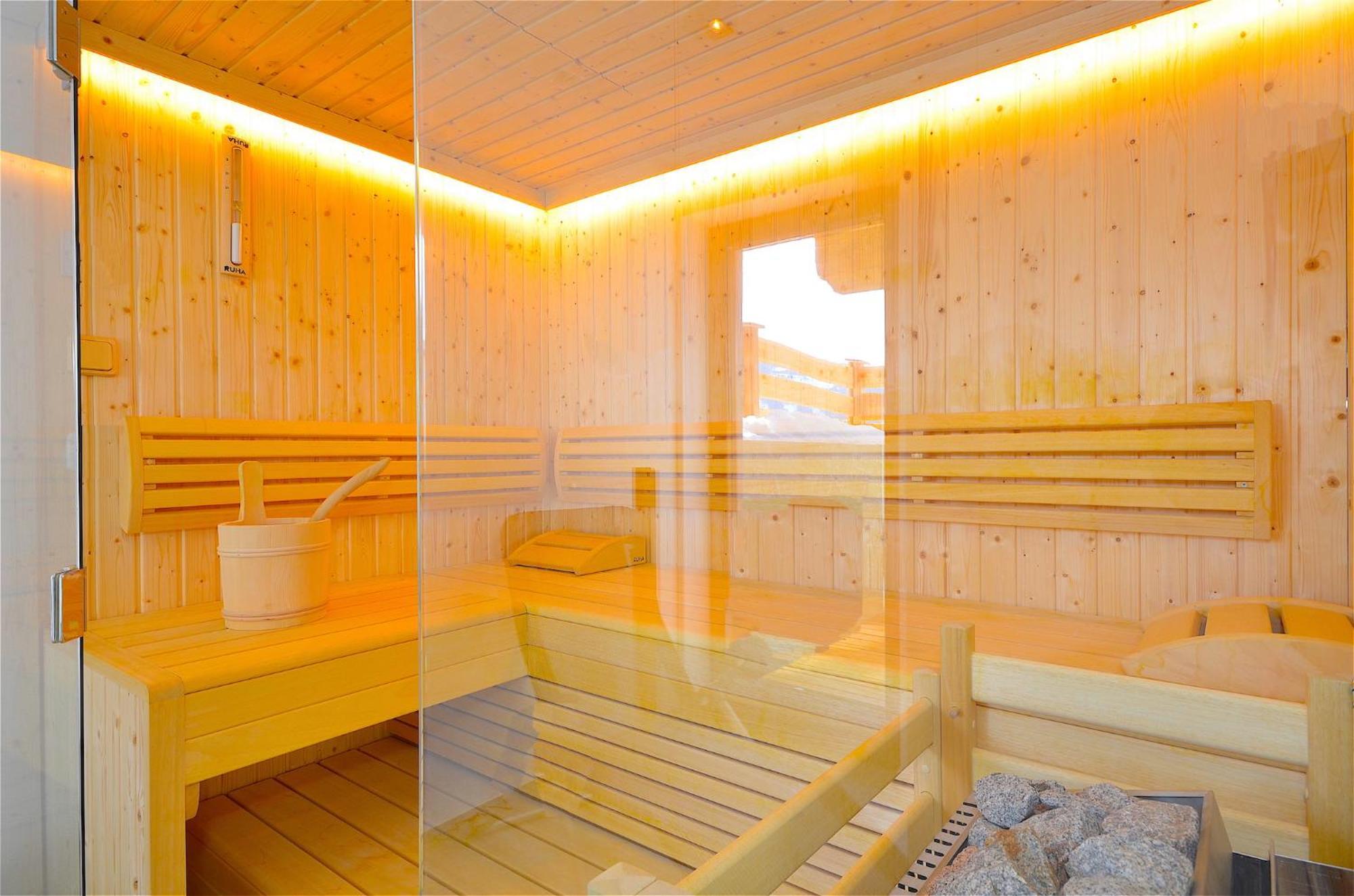 Ski-In Ski-Out Chalet Maiskogel "Bergli" - By Alpen Apartments Kaprun Exterior photo